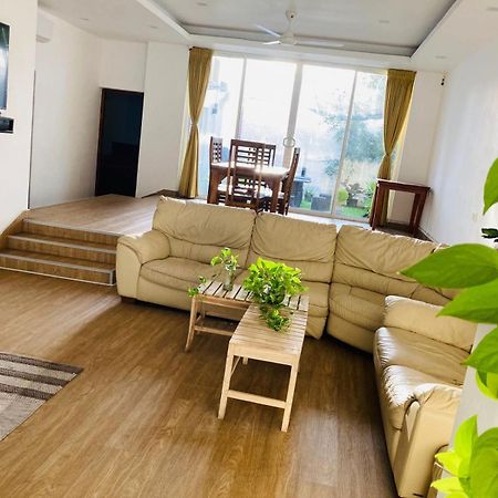 Green Bloom Dehiwala-Mount Lavinia Bagian luar foto