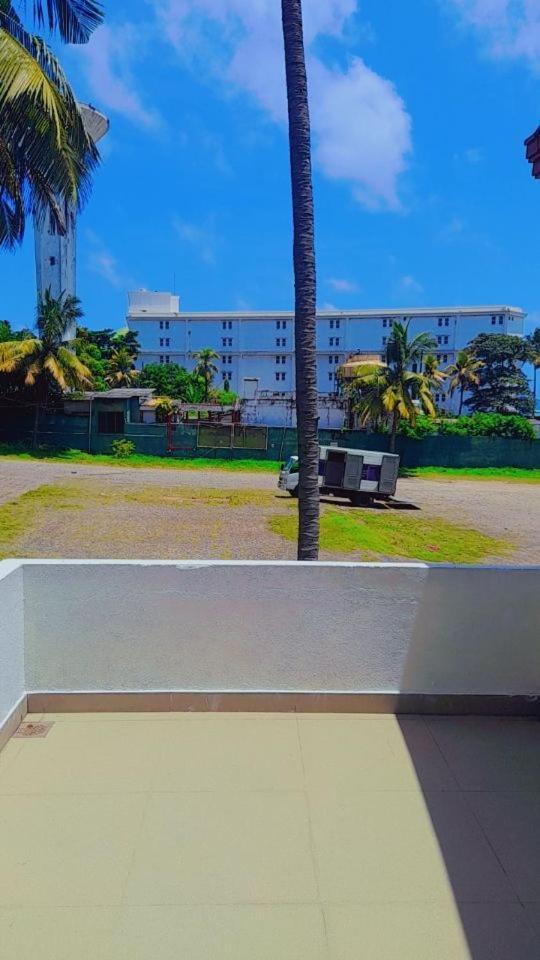 Green Bloom Dehiwala-Mount Lavinia Bagian luar foto
